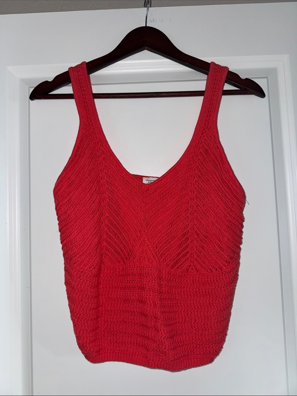 Abercrombie & Fitch Red Knit Scoop Neck Tank